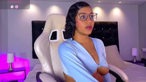 charlotterussel online show from December 17, 8:54 pm