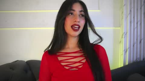 Lauren Rus online show from July 28, 2:13 pm