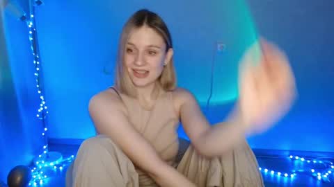 Snapshot of charming_beauty chatting on February 3, 6:13 am Michelle online show from February 3, 6:13 am