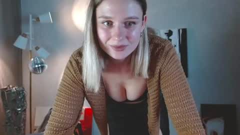 Michelle  online show from July 2, 3:23 am