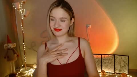 Snapshot of charming_beauty chatting on January 13, 6:16 am Michelle online show from January 13, 6:16 am