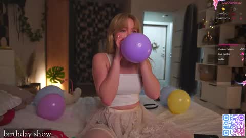 my fansly Charming daisy              My Wishlist  for new toys     online show from November 17, 1:23 pm