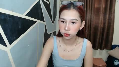 Snapshot of charming_lexi chatting on October 6, 2:39 am Charm online show from October 6, 2:39 am
