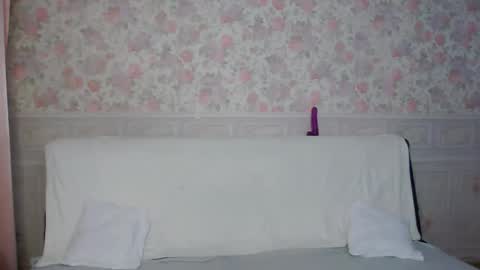 charming_lolla online show from December 30, 12:22 am