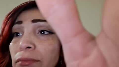 chas1989estelle online show from December 21, 5:55 am