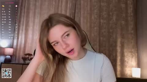 Emilia online show from July 21, 4:13 am