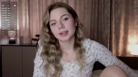 Emilia online show from June 12, 4:20 am