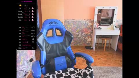 Snapshot of chatur_fun chatting on October 16, 7:00 am chatur_fun online show from October 16, 7:00 am