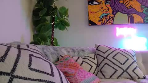 Rockhard Cockstar N Roxynyes online show from November 15, 6:25 am