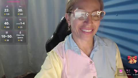 CHAYLA VICTORIA RUIZ  online show from April 11, 11:25 am