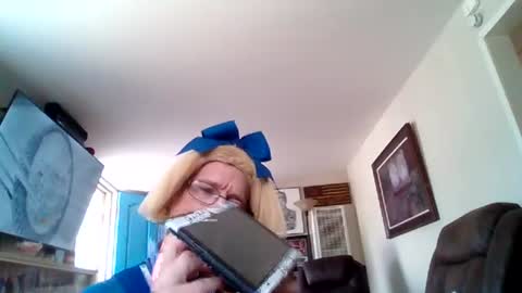 cheerleader_crossdresser online show from June 22, 7:33 pm