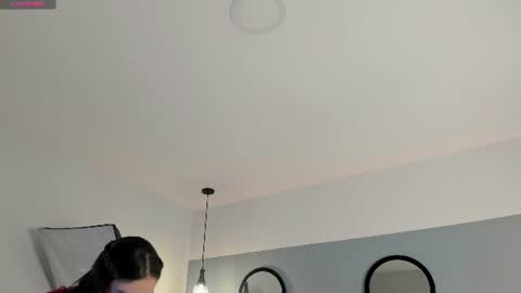 chelsea_bolton_ online show from June 10, 1:10 pm
