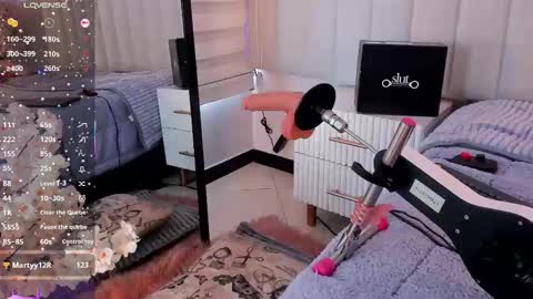 chelsea_bolton_ online show from March 15, 3:25 pm