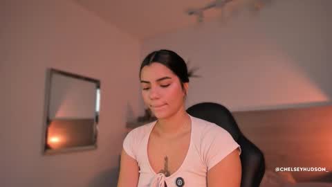 chelsey_hudson online show from February 13, 12:29 pm