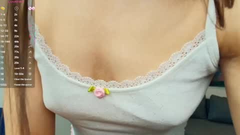 Chelsie online show from May 17, 8:41 pm