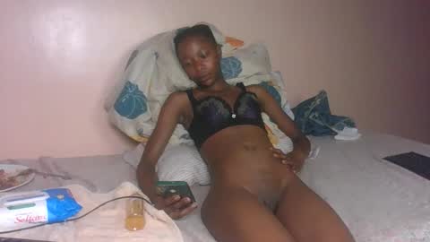 chelsy 2 online show from February 5, 9:29 pm