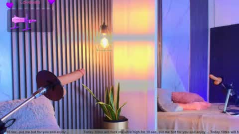 Snapshot of cherry_blossom18_ chatting on October 7, 11:47 am C H E R R Y online show from October 7, 11:47 am