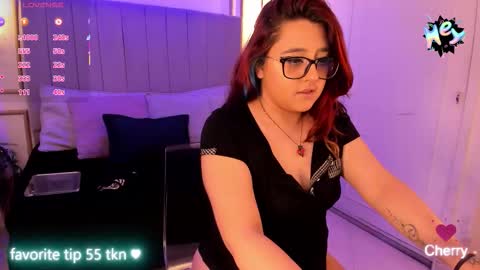 Snapshot of cherry_blushh chatting on September 29, 8:25 pm cherry_blushh online show from September 29, 8:25 pm