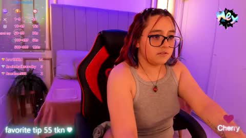 Snapshot of cherry_blushh chatting on September 22, 8:51 pm cherry_blushh online show from September 22, 8:51 pm