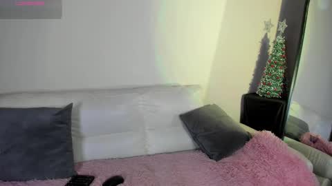 cherry_bunnyx online show from December 21, 5:44 am