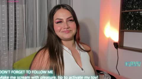 Snapshot of cherry_copper chatting on March 8, 12:07 pm cherryl online show from March 8, 12:07 pm
