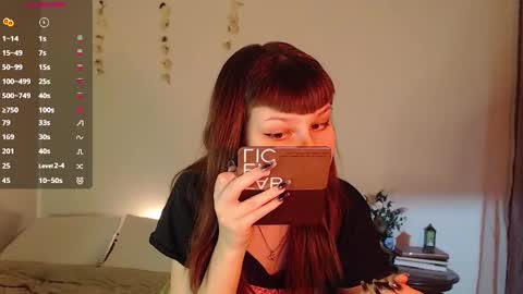 Snapshot of cherry_hazzze chatting on January 7, 1:35 pm Cheryl online show from January 7, 1:35 pm