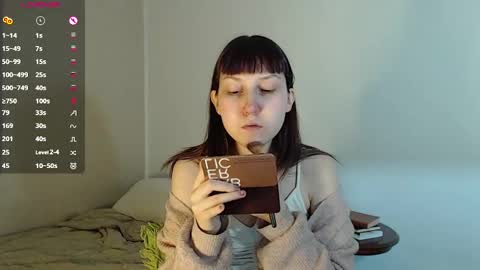 Snapshot of cherry_hazzze chatting on December 17, 3:17 pm Cheryl online show from December 17, 3:17 pm