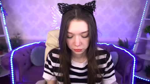 Snapshot of cherry_wipe chatting on February 17, 1:33 pm Cherry Wipe online show from February 17, 1:33 pm