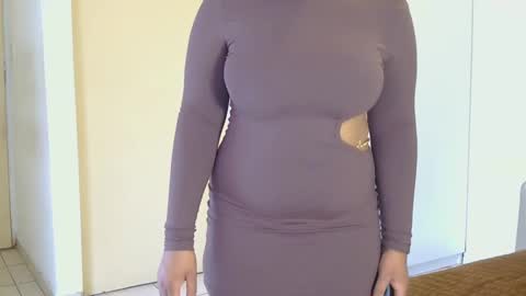 Snapshot of cherrybabexx chatting on December 30, 9:05 am Cherrybabe online show from December 30, 9:05 am