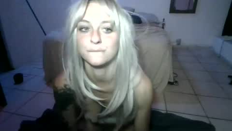 cherryblushxo online show from June 21, 7:01 am