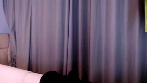 Anna online show from April 9, 10:20 am