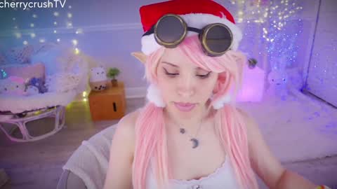 Cherry Crush  online show from December 12, 11:36 pm