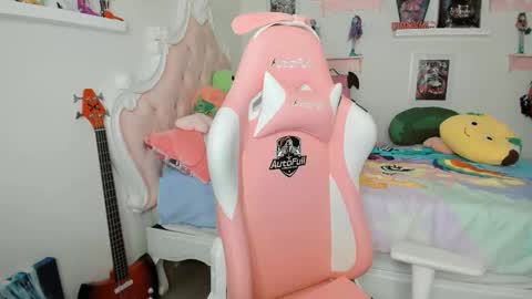 cherrycute666 online show from March 13, 11:50 pm