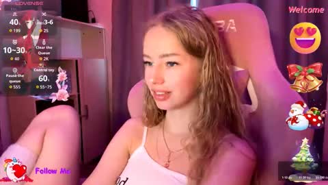 Evie online show from December 22, 8:50 am