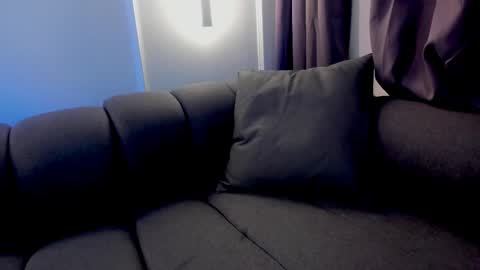 Snapshot of cherrysnow_ chatting on February 11, 2:02 pm Cherry online show from February 11, 2:02 pm
