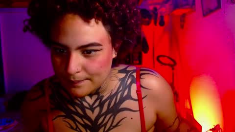 Snapshot of cherrywix chatting on September 23, 6:06 pm Caro 3 online show from September 23, 6:06 pm