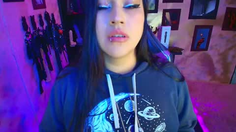 Snapshot of cherryy_bombshelll chatting on October 17, 6:33 pm cherry online show from October 17, 6:33 pm