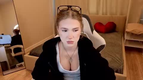Cherryyy Bliss online show from July 20, 12:57 am