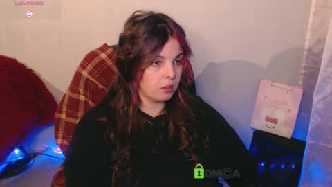 Snapshot of chill_saya chatting on December 3, 6:17 pm Saya online show from December 3, 6:17 pm