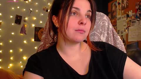 Snapshot of chill_saya chatting on October 3, 4:28 am Saya online show from October 3, 4:28 am