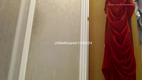 Snapshot of chillwithcamii chatting on February 14, 7:33 pm yoursensualparadise online show from February 14, 7:33 pm