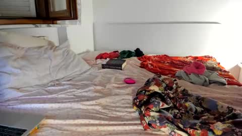 Snapshot of chillwithcamii chatting on September 14, 11:24 pm yoursensualparadise online show from September 14, 11:24 pm
