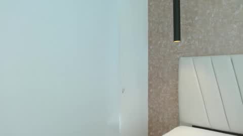 Snapshot of chloe_brownn1 chatting on December 29, 5:44 pm Abby 19 years online show from December 29, 5:44 pm