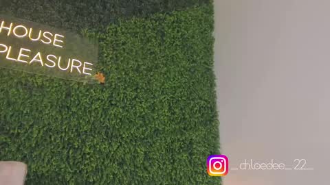 Snapshot of chloe_dee_ chatting on September 21, 12:48 pm Chloe online show from September 21, 12:48 pm