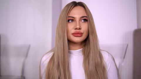 Chloe GraceeX online show from February 4, 9:51 pm