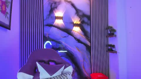 chloe_jacksonn online show from June 19, 7:06 pm