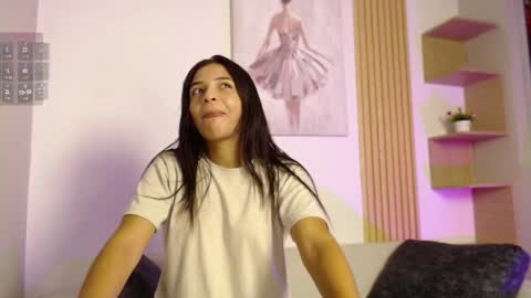 chloe_peach_ online show from April 7, 12:07 pm