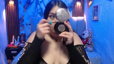 chloe_smith5 online show from March 20, 4:34 pm