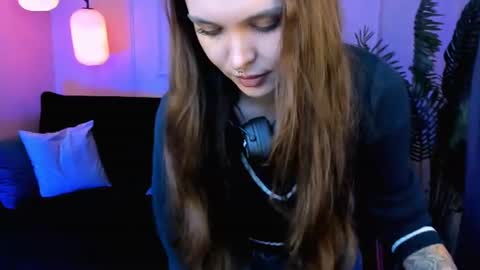 Chloe online show from July 28, 7:39 pm