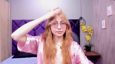 chloecampbell03 online show from October 29, 2:20 pm